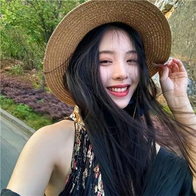 夜晚的水母不会游泳